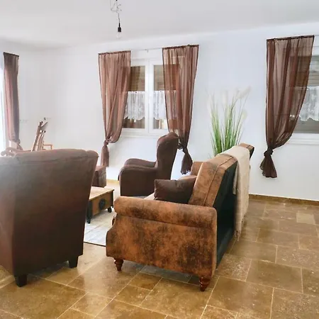 Ludilo Villa *